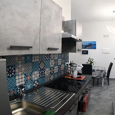 Ada Semesterbostad Leverano